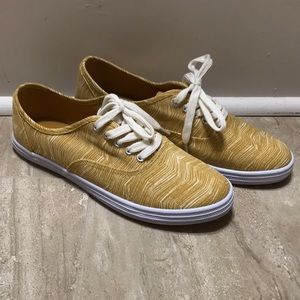 Target Universal Thread Yellow Sneakers - size 8